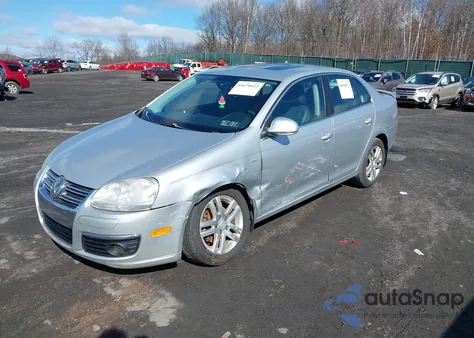 2007 Volkswagen Jetta Wolfsburg Edition from USA, damaged, VIN 3VWEF71KX7M067707